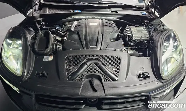 Porsche Macan 2021 2.9 автомат (гидро), миниатюра 6