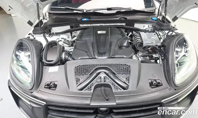 Porsche Macan 2022 2.9 автомат (гидро), миниатюра 6