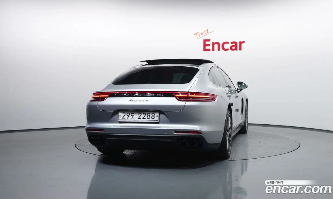 Porsche Panamera 2018 3.0 автомат (гидро), фото 4
