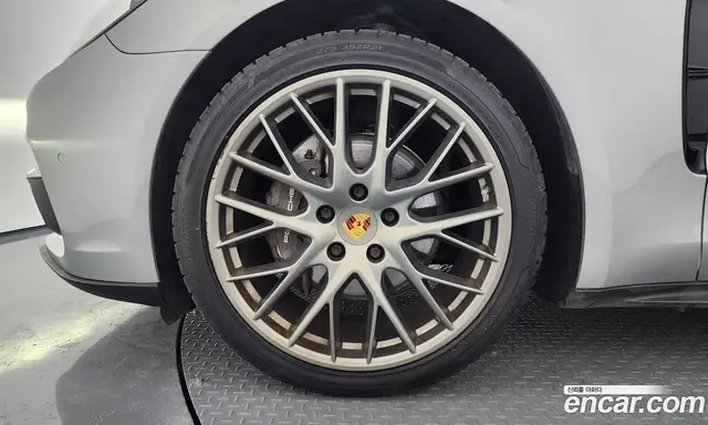 Porsche Panamera 2018 3.0 автомат (гидро), миниатюра 5