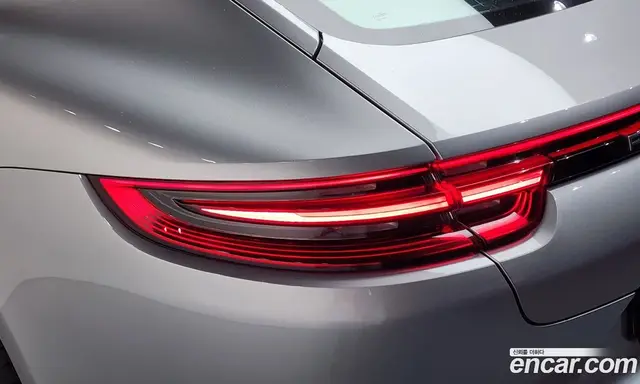 Porsche Panamera 2018 3.0 автомат (гидро), миниатюра 9