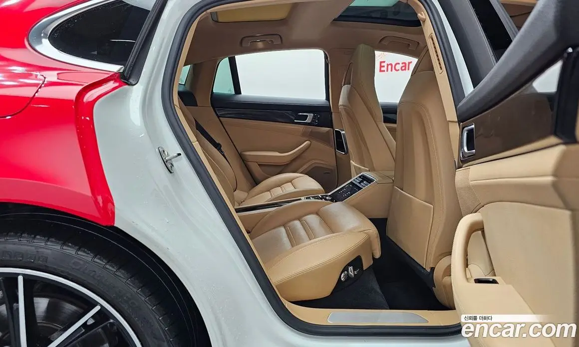 Porsche Panamera 2019 3.0 автомат (гидро), фото 17