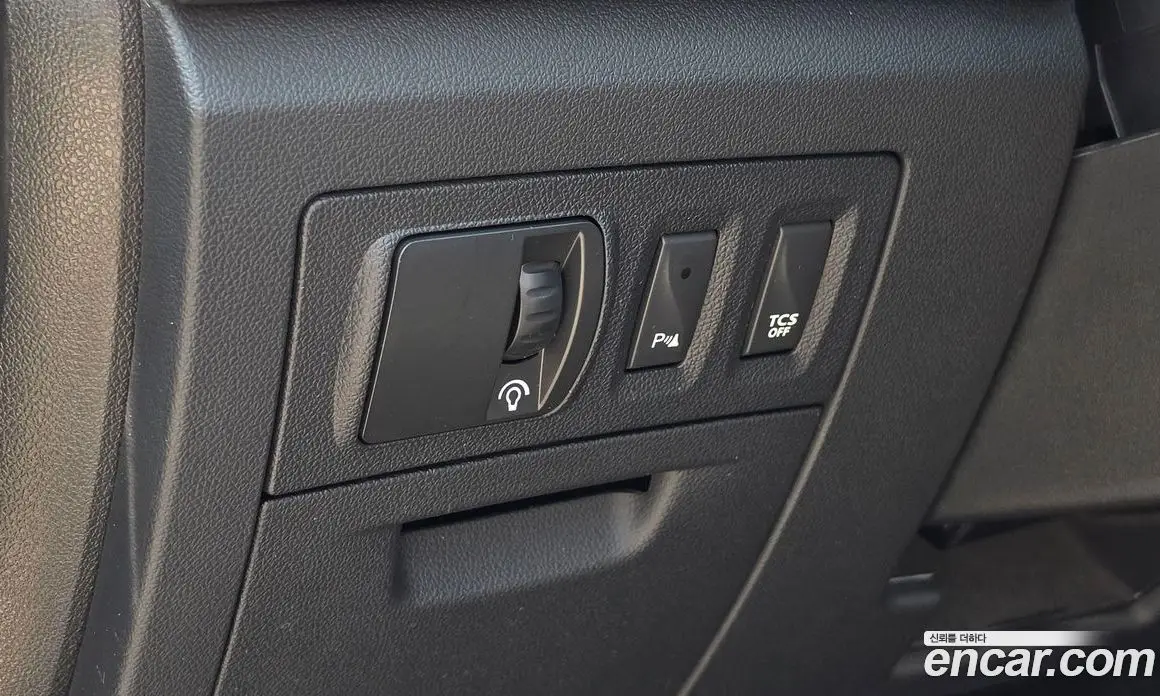 Renault (Samsung) SM7 2016 2.5 автомат (гидро), фото 15 Renault (Samsung) SM7 2016 2.5 автомат (гидро), фото 15