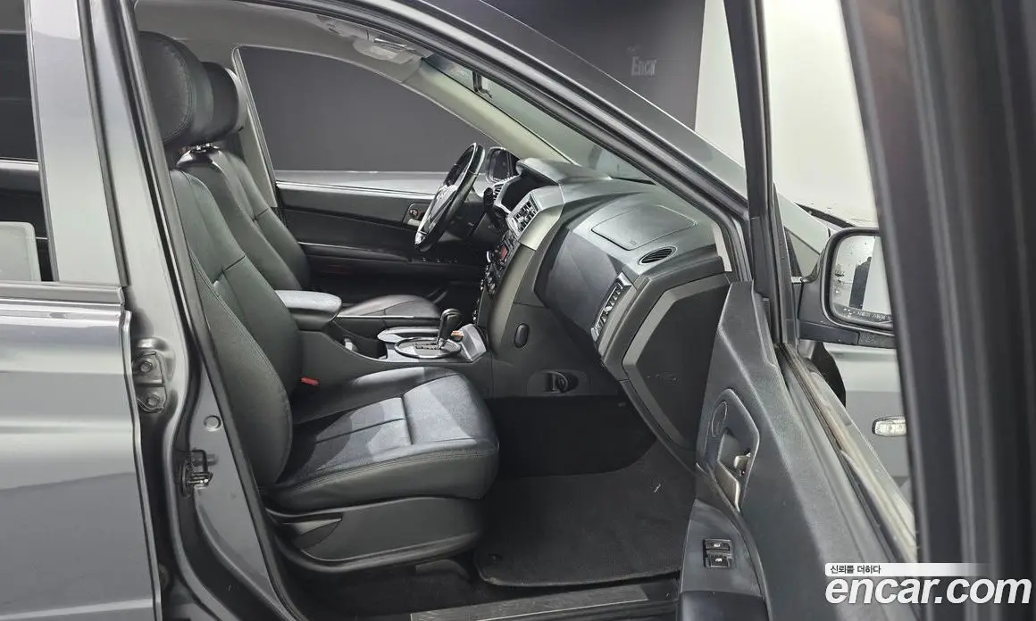 SsangYong Korando 2016 2.2 автомат (гидро), фото 16