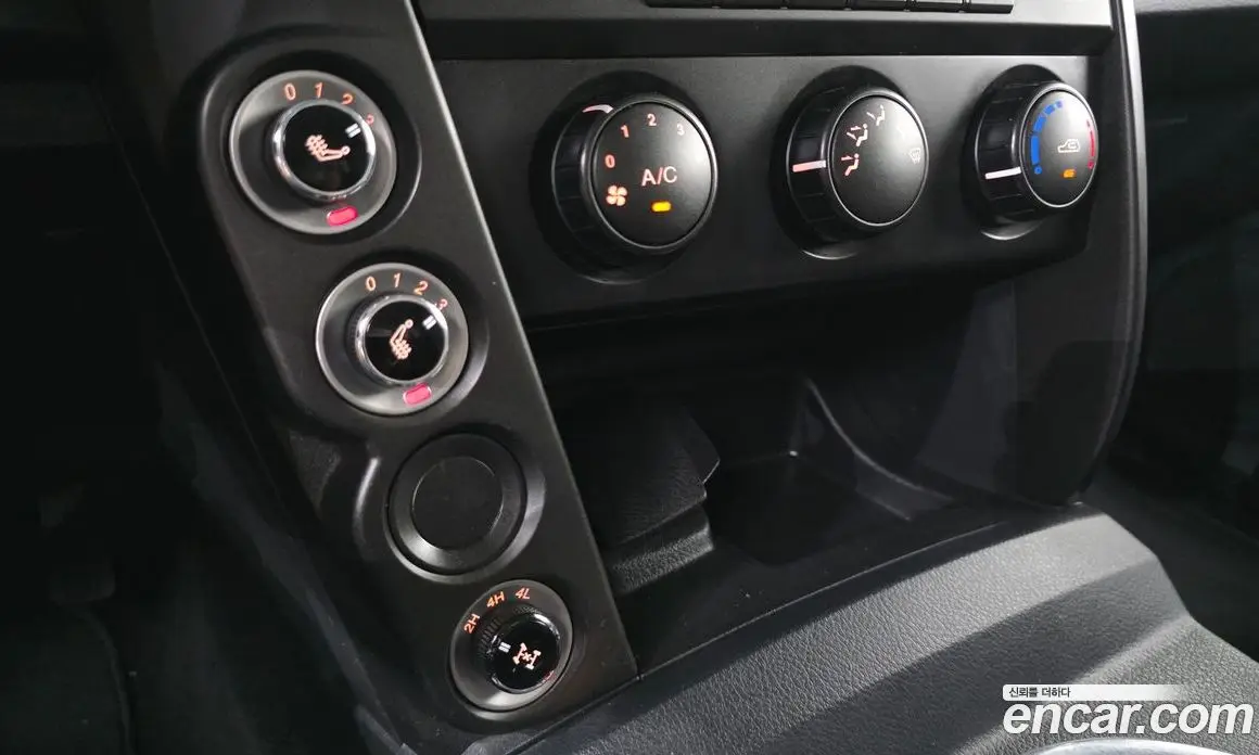 SsangYong Korando 2016 2.2 автомат (гидро), фото 21