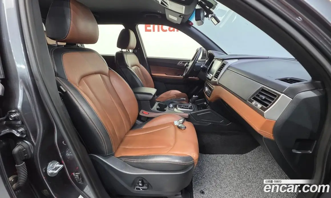 SsangYong Rexton 2018 2.2 автомат (гидро), фото 13