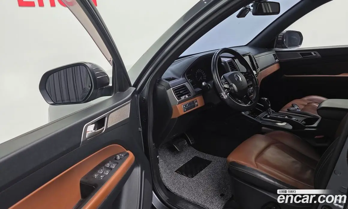 SsangYong Rexton 2018 2.2 автомат (гидро), фото 17