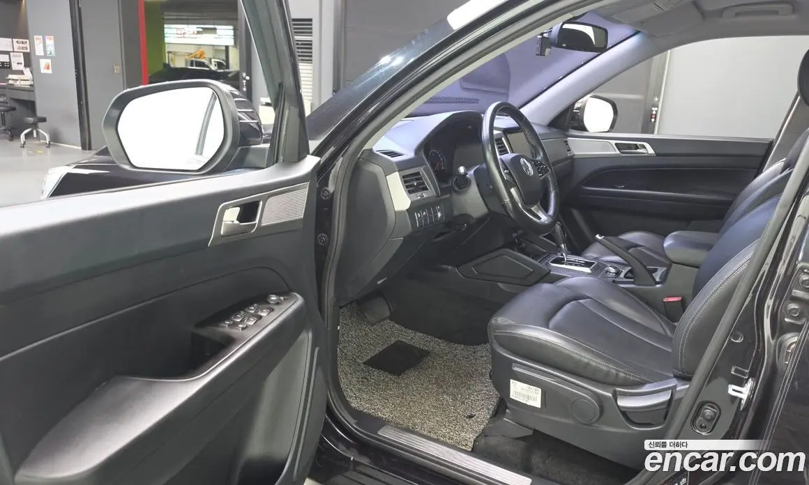 SsangYong Rexton 2018 2.2 автомат (гидро), фото 13