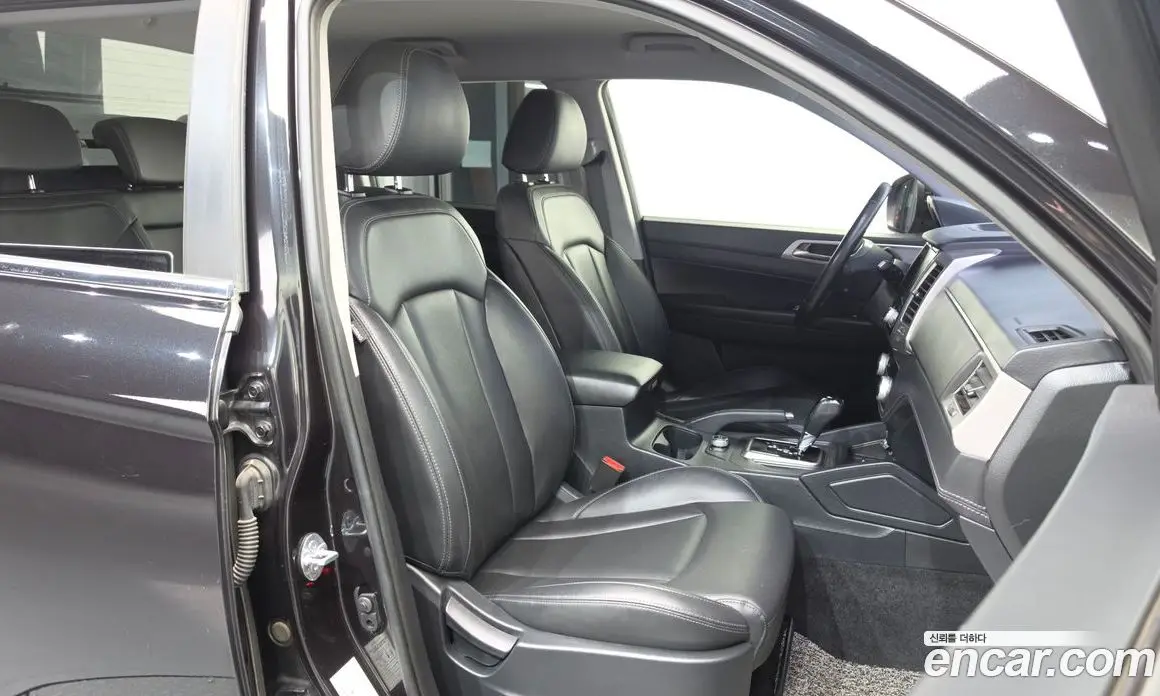 SsangYong Rexton 2018 2.2 автомат (гидро), фото 18