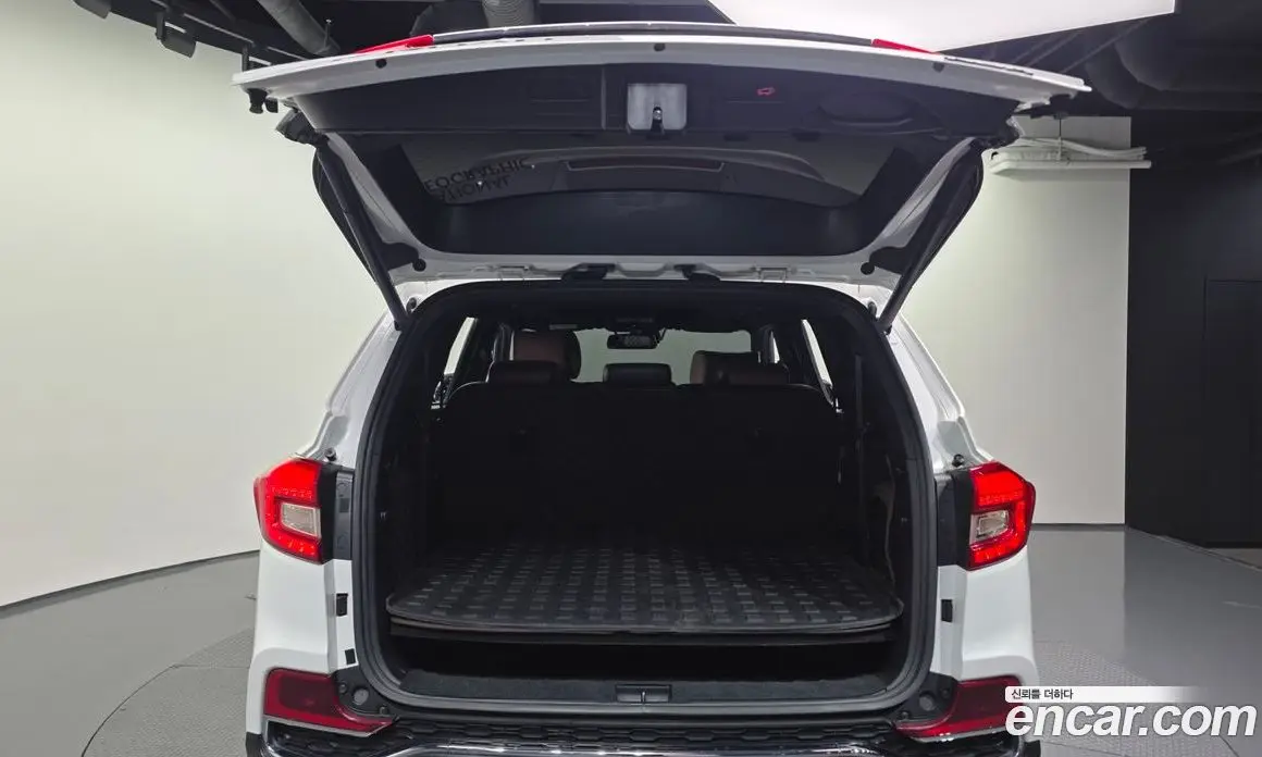 SsangYong Rexton 2018 2.2 автомат (гидро), фото 26