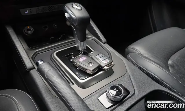 SsangYong Rexton 2019 2.2 автомат (гидро), миниатюра 12