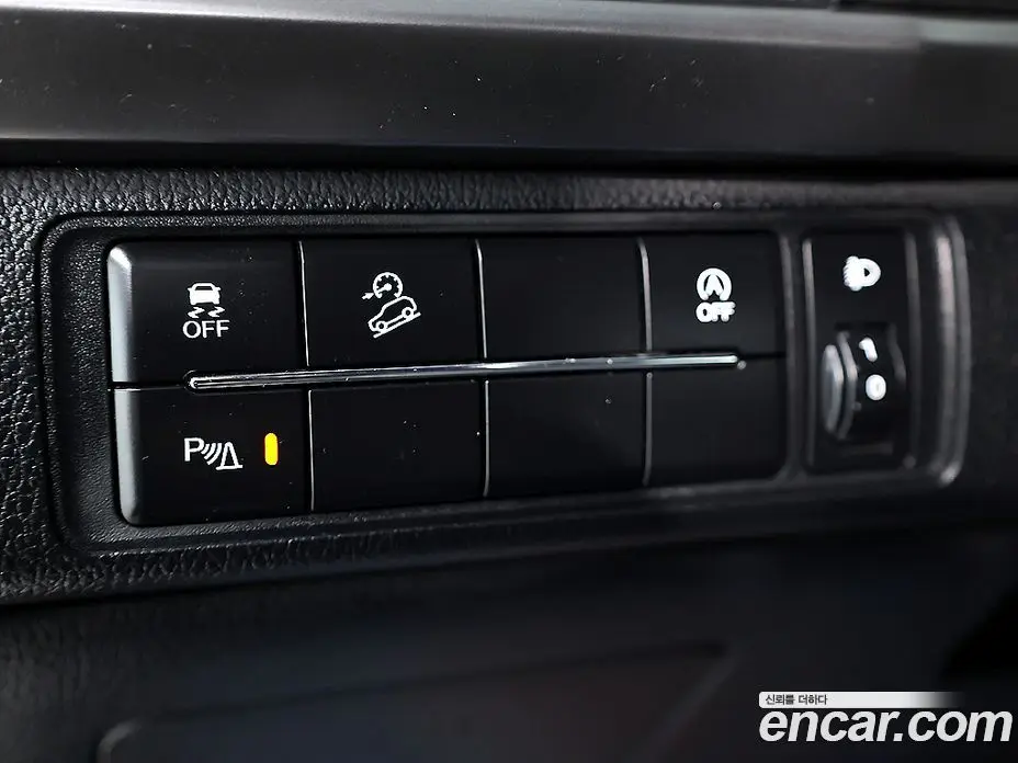 SsangYong Rexton 2024 2.2 автомат (гидро), фото 13