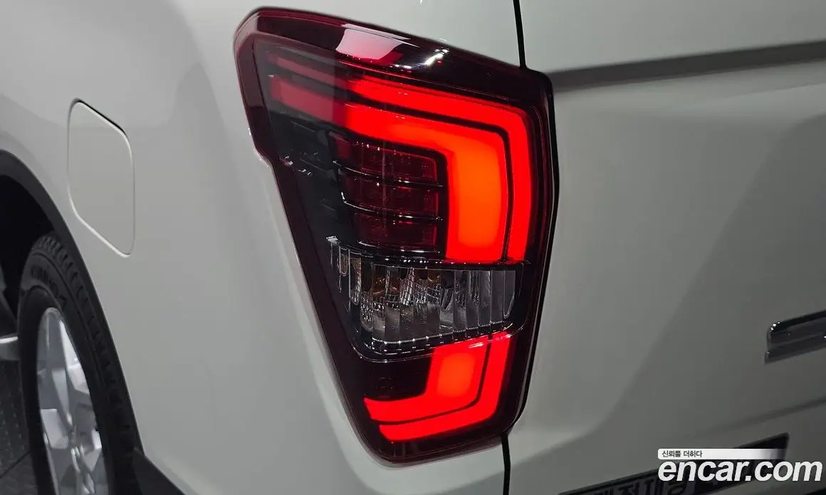 SsangYong Rexton 2024 2.2 автомат (гидро), фото 8