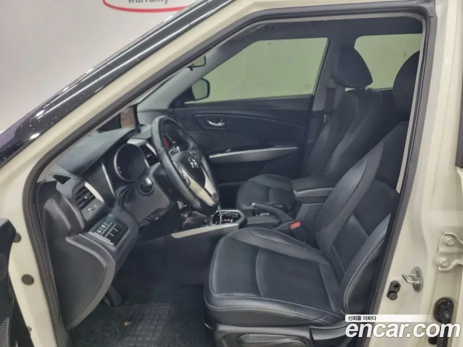 SsangYong TIBOLI 2015 1.6 автомат (гидро), фото 16