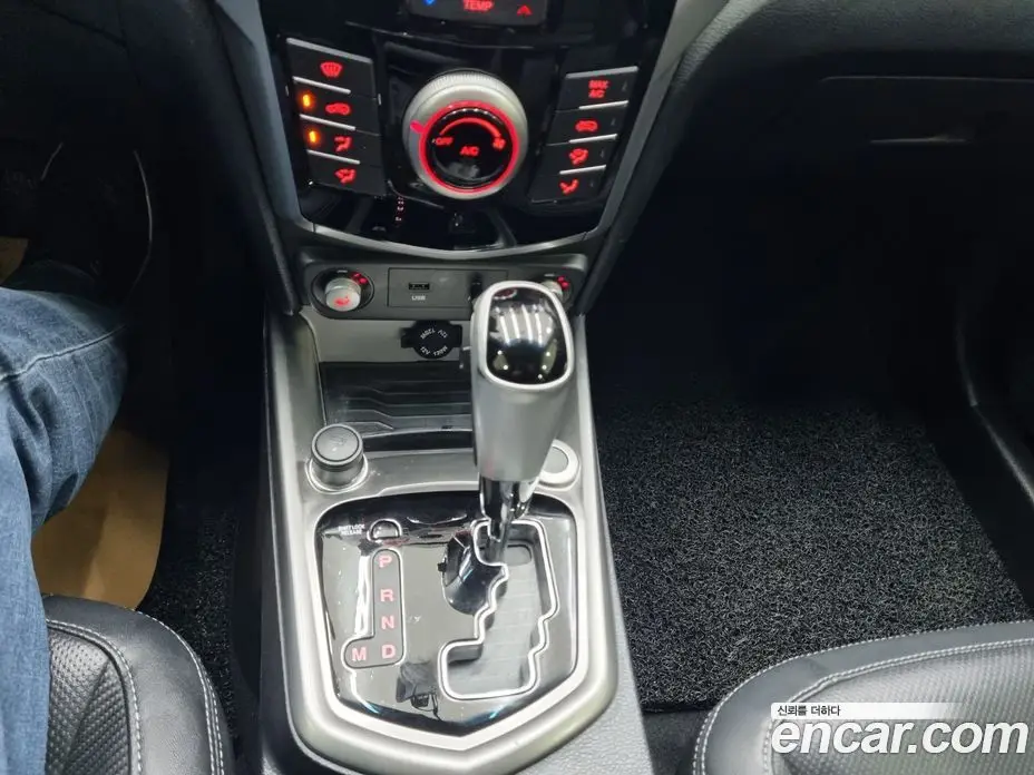 SsangYong TIBOLI 2015 1.6 автомат (гидро), фото 10