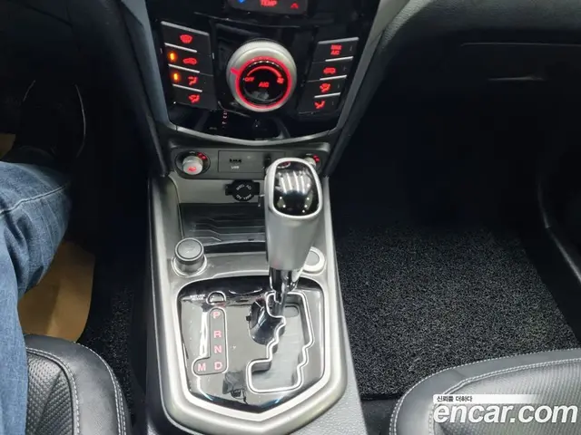 SsangYong TIBOLI 2015 1.6 автомат (гидро), миниатюра 10