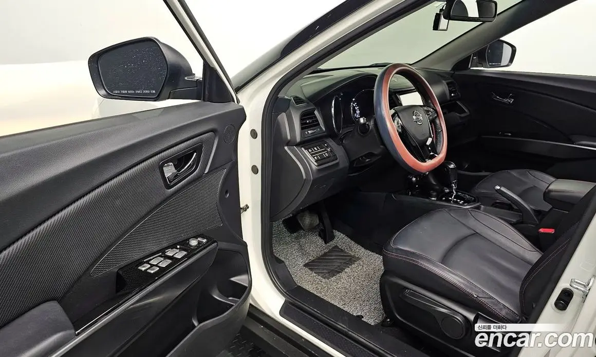 SsangYong TIBOLI 2016 1.6 автомат (гидро), фото 11
