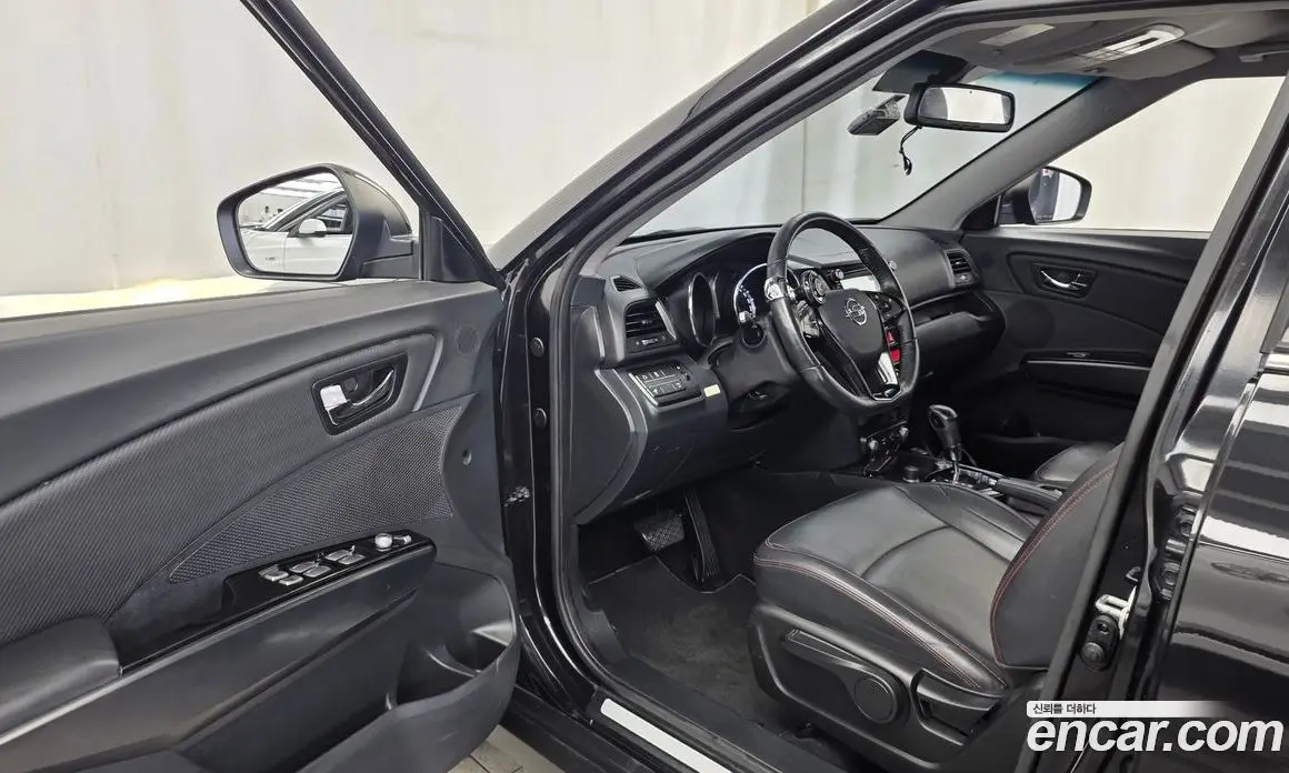SsangYong TIBOLI 2016 1.6 автомат (гидро), фото 13