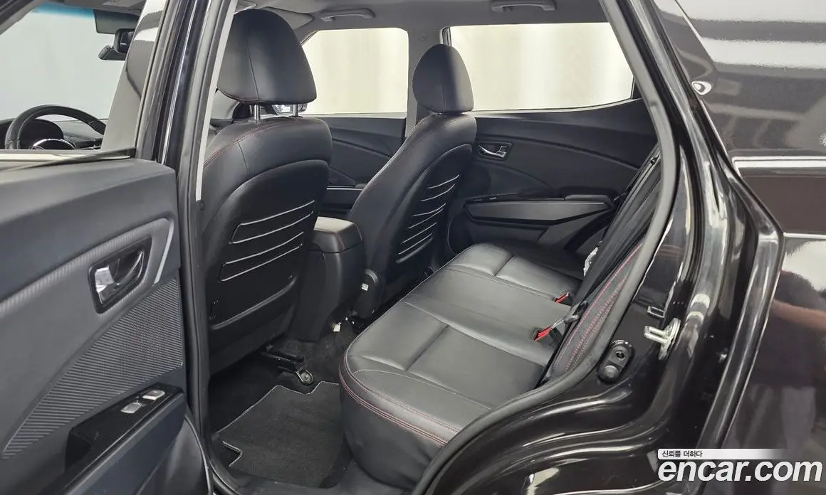 SsangYong TIBOLI 2016 1.6 автомат (гидро), фото 16