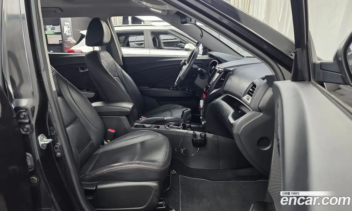 SsangYong TIBOLI 2016 1.6 автомат (гидро), фото 17