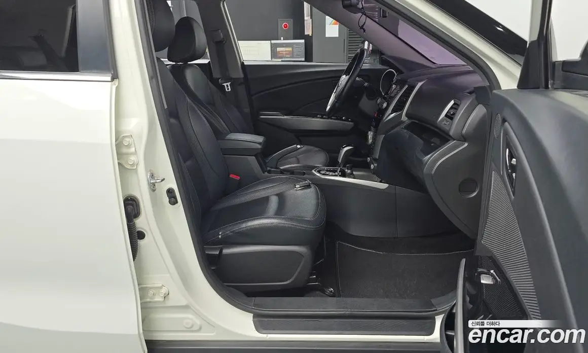 SsangYong TIBOLI 2016 1.6 автомат (гидро), фото 15