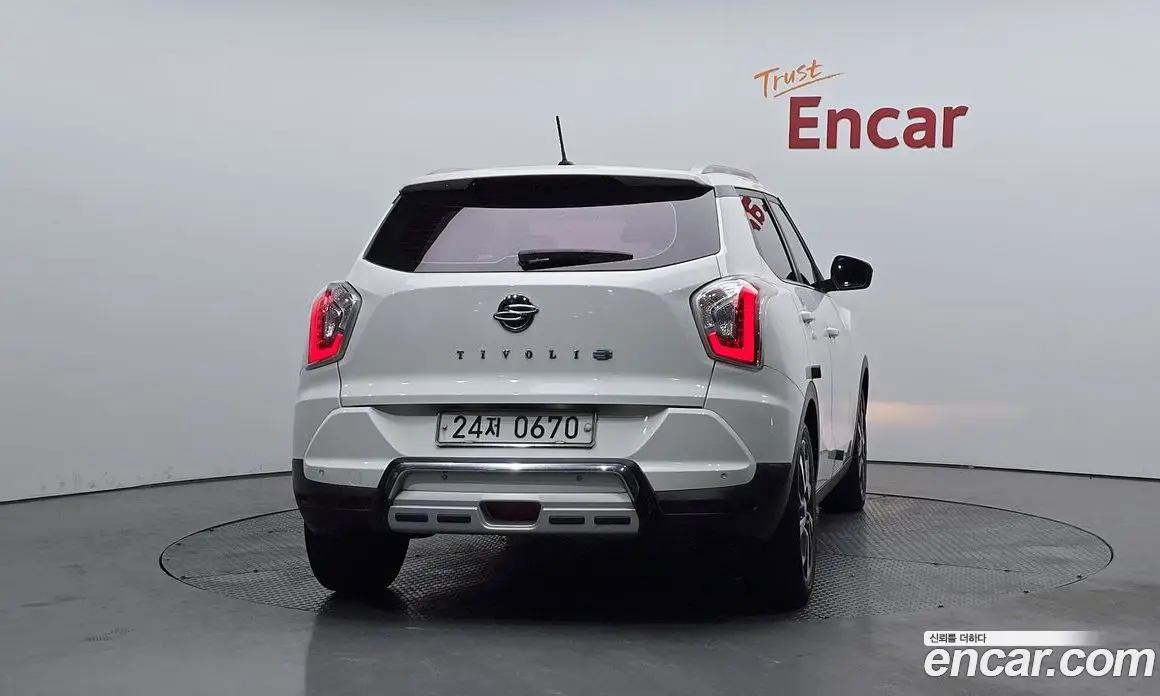 SsangYong TIBOLI 2016 1.6 автомат (гидро), фото 3