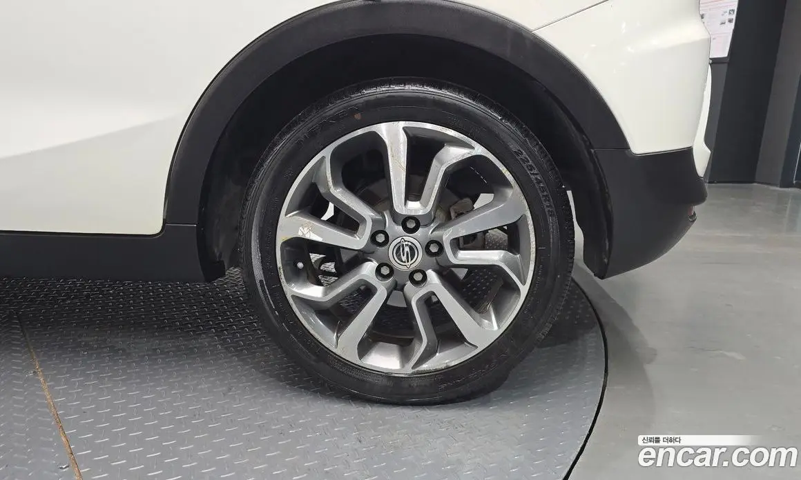 SsangYong TIBOLI 2016 1.6 автомат (гидро), фото 6