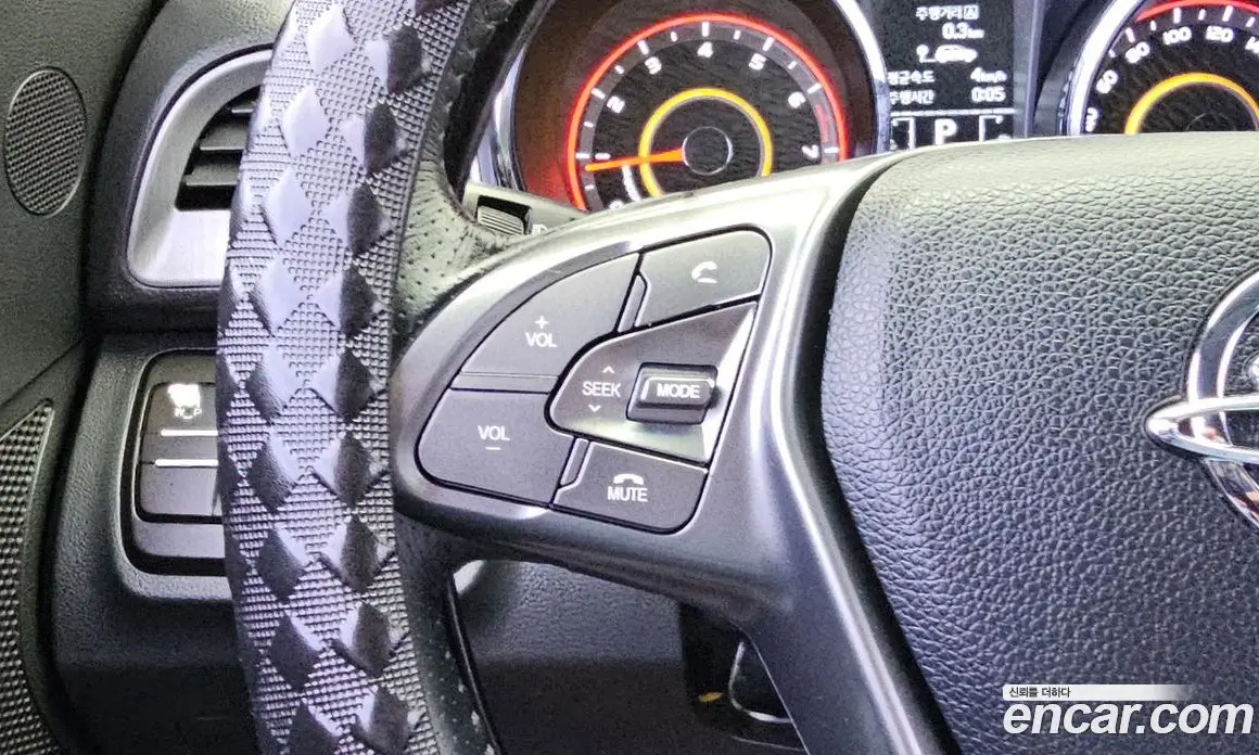 SsangYong TIBOLI 2017 1.6 автомат (гидро), фото 13