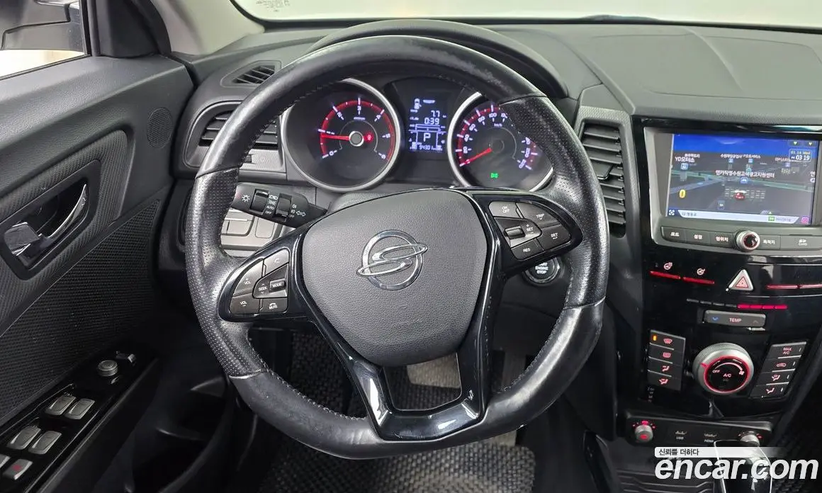 SsangYong TIBOLI 2018 1.6 автомат (гидро), фото 13