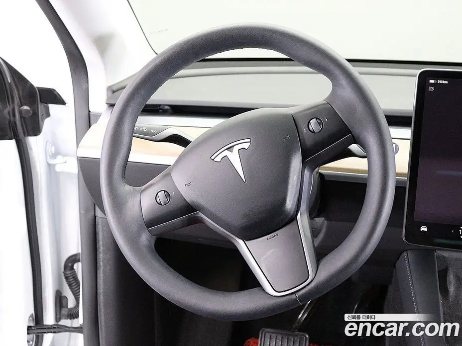 Tesla Model Y 2022 0.2 автомат (гидро), фото 16