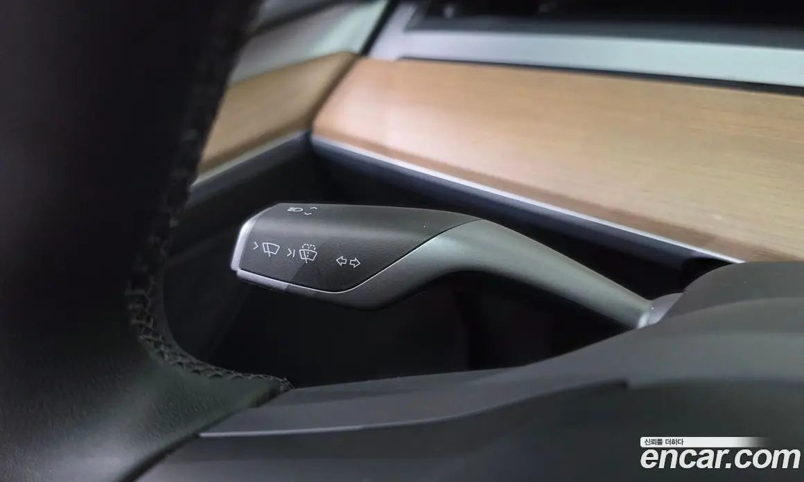 Tesla Model Y 2024 0.2 автомат (гидро), фото 19