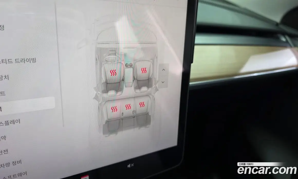 Tesla Model Y 2024 0.2 автомат (гидро), фото 24