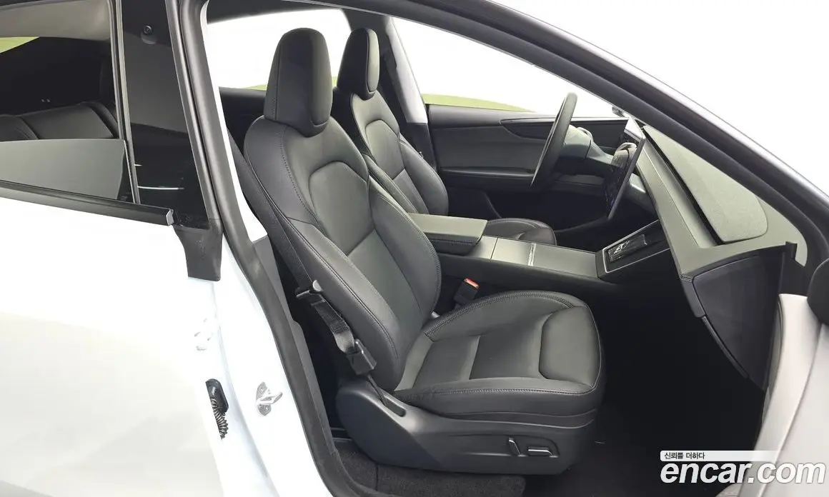 Tesla Model Y 2025 0.2 автомат (гидро), фото 16