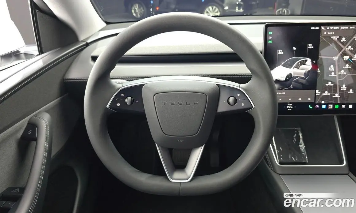 Tesla Model Y 2025 0.2 автомат (гидро), фото 20