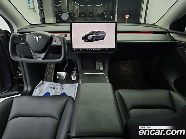 Tesla Model Y 2025 автомат (гидро), миниатюра 7