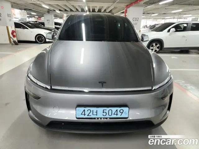Tesla Model Y 2025 0.2 автомат (гидро), миниатюра 2