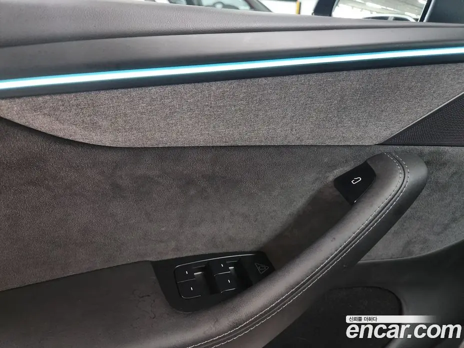 Tesla Model Y 2025 0.2 автомат (гидро), фото 16