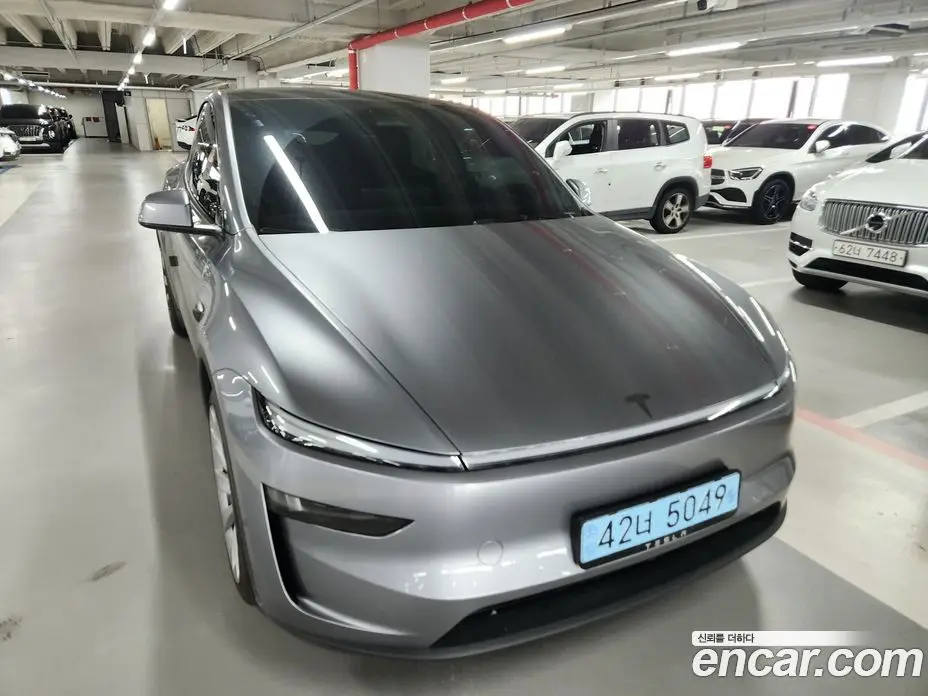 Tesla Model Y 2025 0.2 автомат (гидро), фото 3