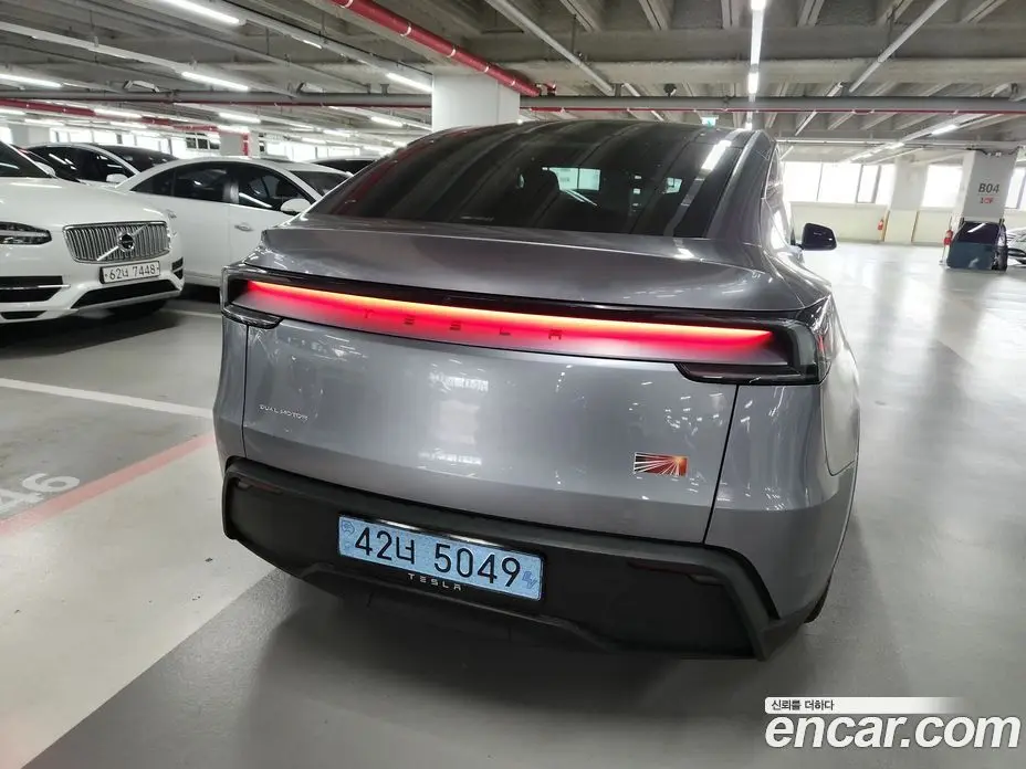 Tesla Model Y 2025 0.2 автомат (гидро), фото 6