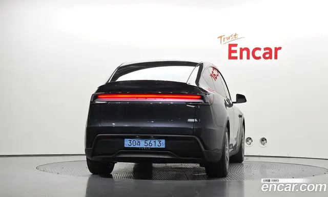 Tesla Model Y 2026 0.2 автомат (гидро), миниатюра 4