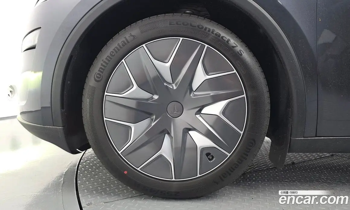 Tesla Model Y 2026 0.2 автомат (гидро), фото 5