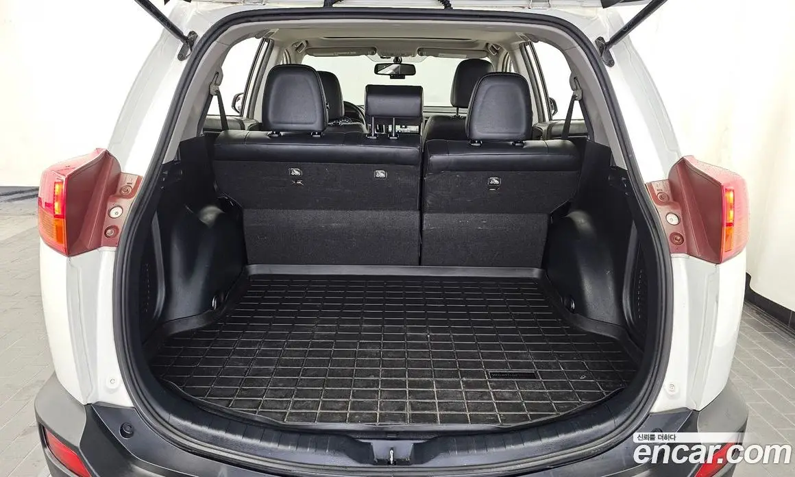 Toyota RAV4 2015 2.5 автомат (гидро), фото 20
