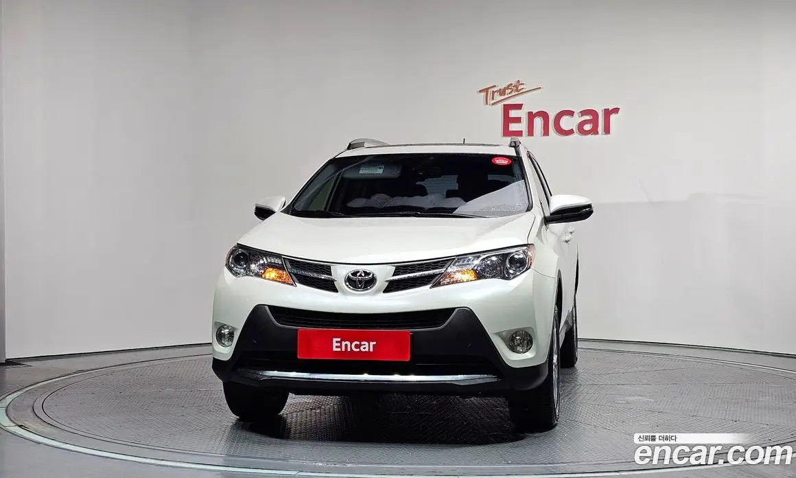 Toyota RAV4 2015 2.5 автомат (гидро), фото 3