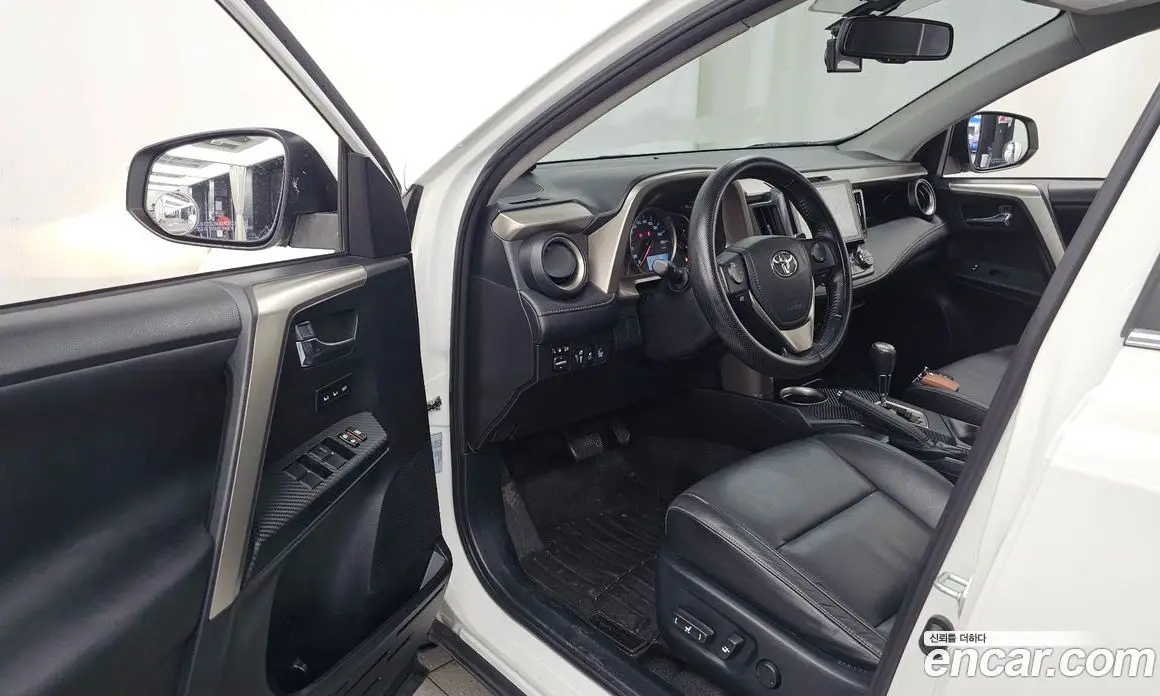 Toyota RAV4 2015 2.5 автомат (гидро), фото 10