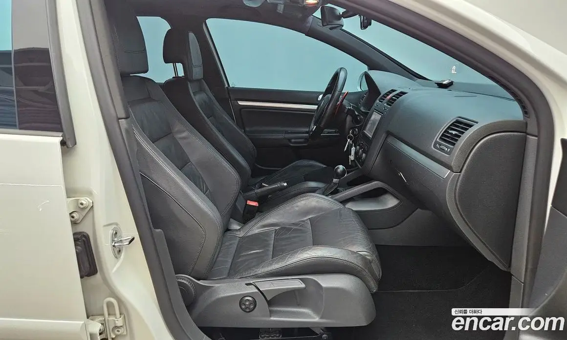 Volkswagen Golf 2008 2.0 автомат (гидро), фото 16
