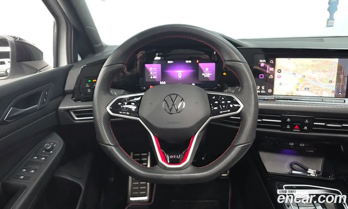 Volkswagen Golf 2024 2.0 автомат (гидро), фото 12
