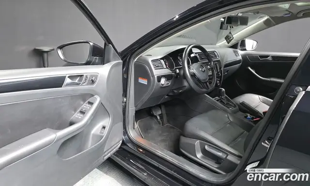 Volkswagen Jetta 2015 2.0 автомат (гидро), миниатюра 10