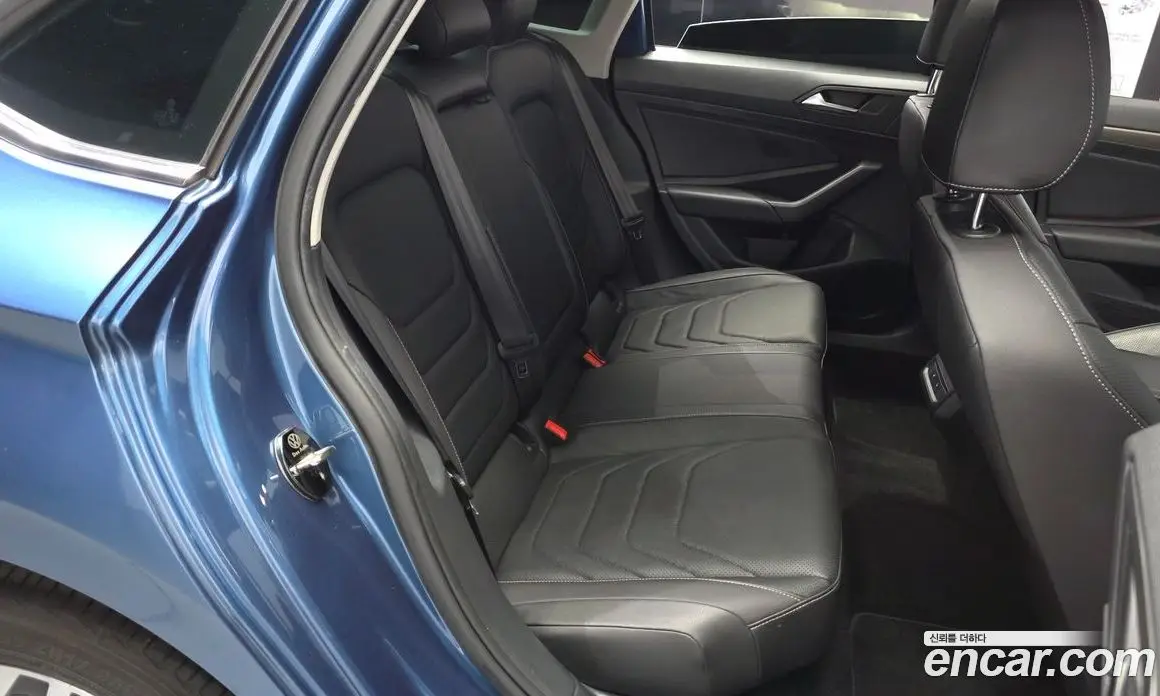 Volkswagen Jetta 2020 1.4 автомат (гидро), фото 17