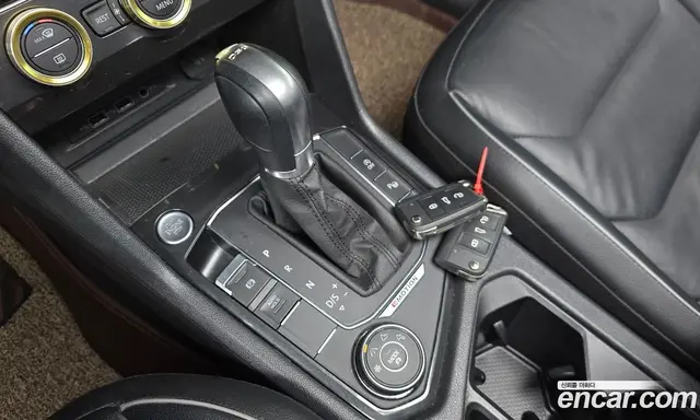 Volkswagen Tiguan 2018 2.0 автомат (гидро), миниатюра 11