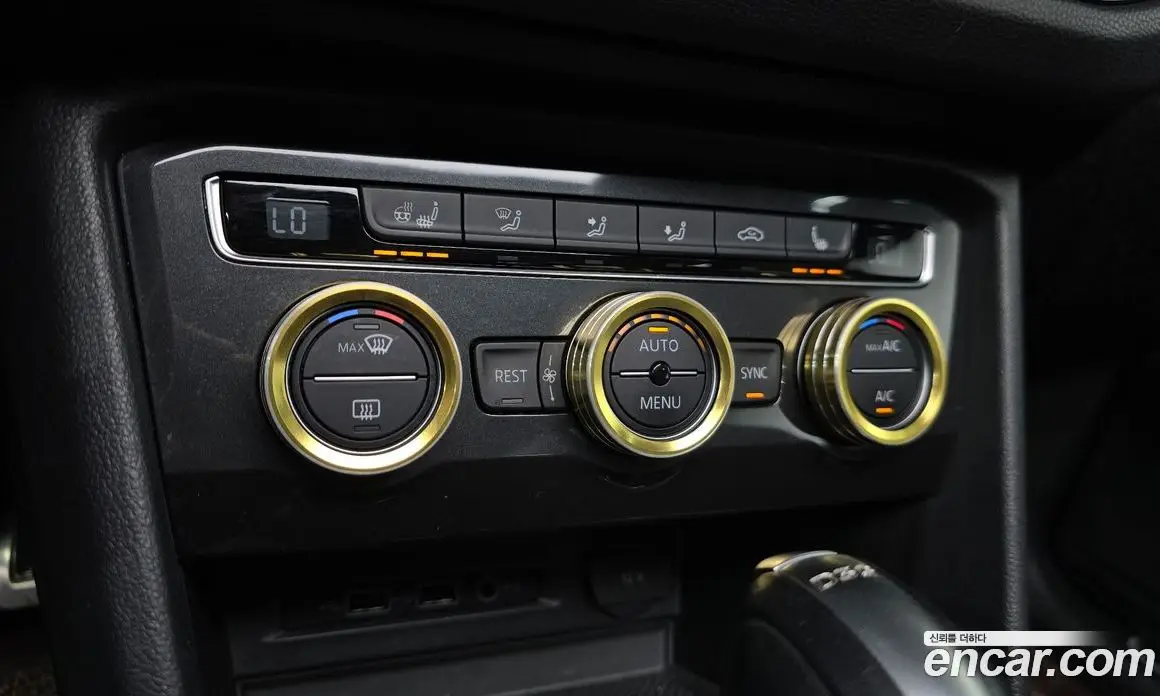 Volkswagen Tiguan 2018 2.0 автомат (гидро), фото 31